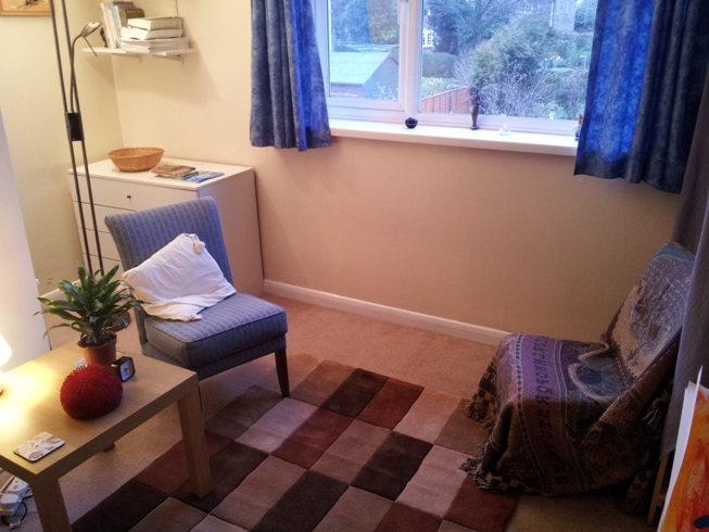 Comfortable first floor counselling room 15 minites walk from Alton High Street